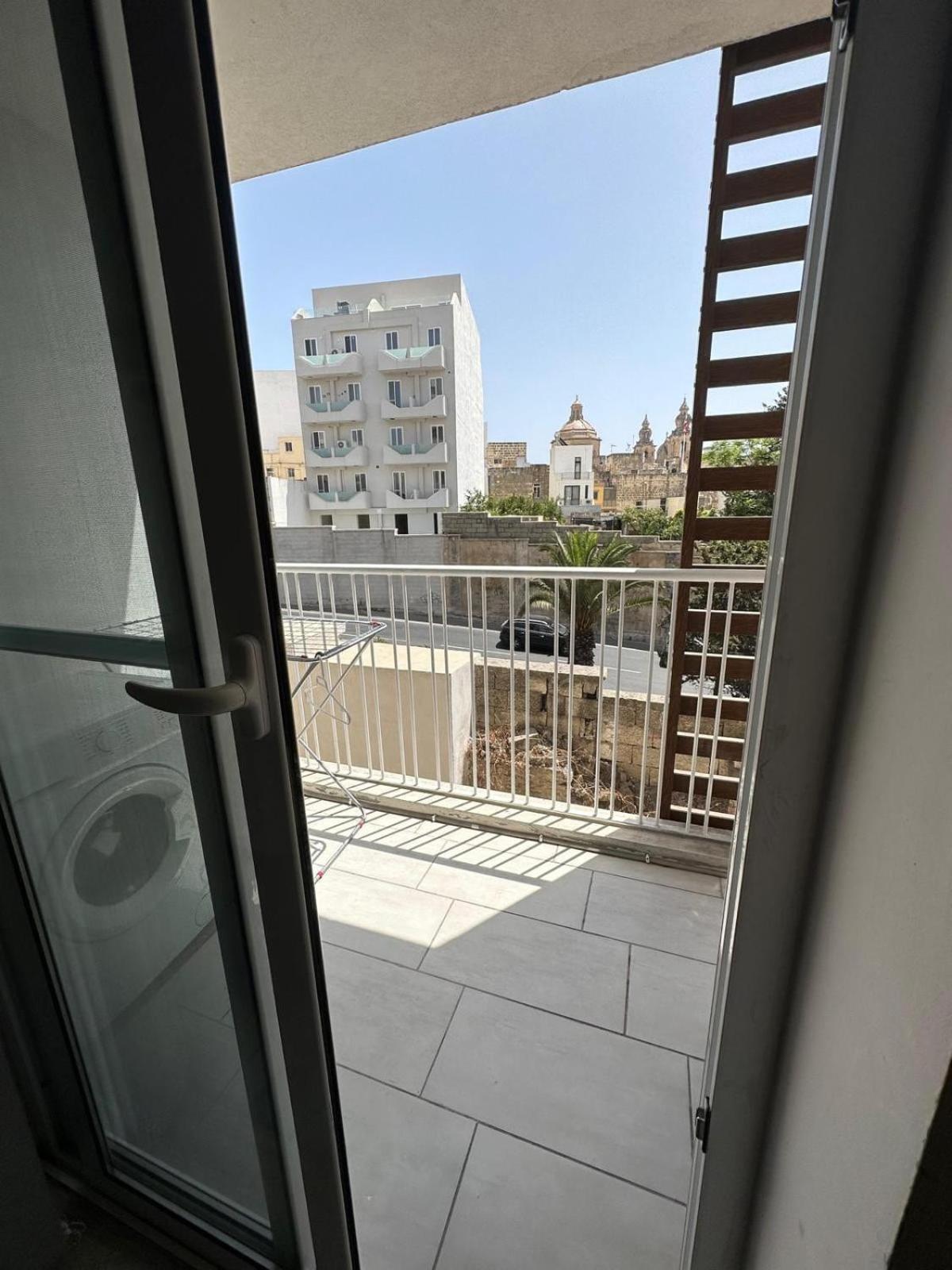 Wonderful In Area Apartment